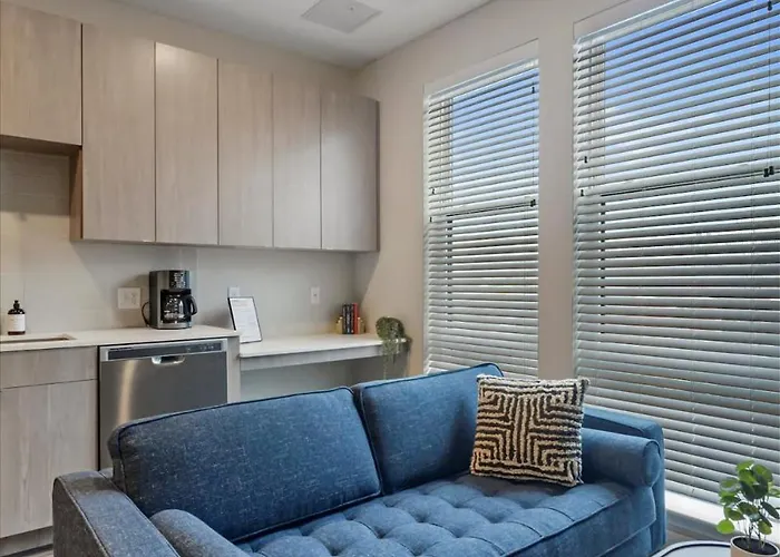 Cozysuites Modern Sdo, Lawrenceville * Pittsburgh