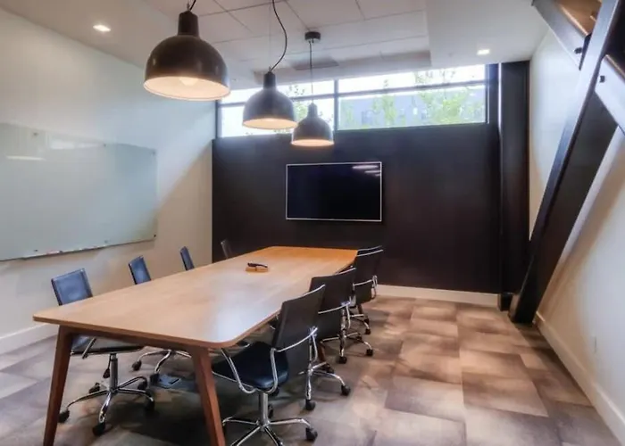 Cozysuites Modern Sdo, Lawrenceville * Pittsburgh