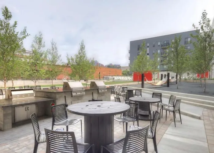 Cozysuites Modern Sdo, Lawrenceville